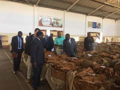 Deputy Agriculture Minister enthused with better prices at the Floors
