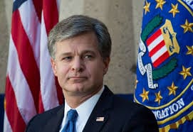 FBI special agent dumps his job over political attacks