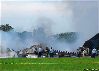 Bloody Monday in Indonesia! Plane crashes, kills 188 passengers