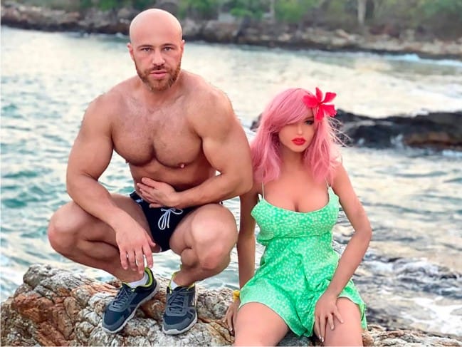 Crazy Kazakhstan bodybuilder marries his sex doll after whirlwind