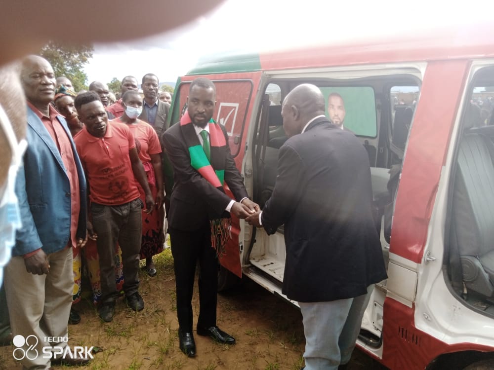 Parliamentary candidate donates ambulance