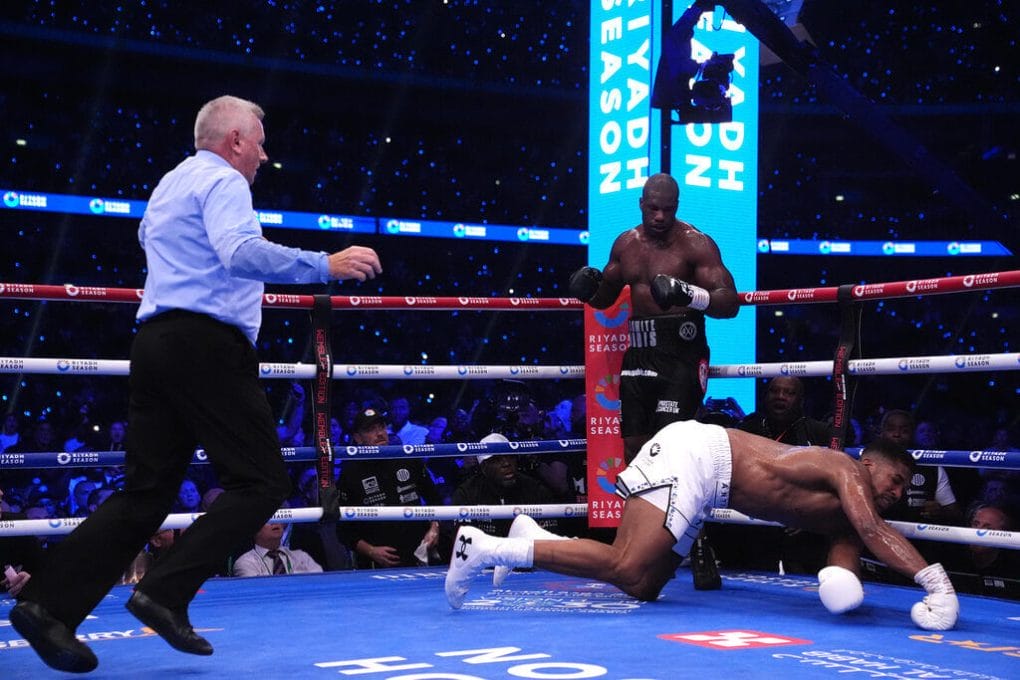 Daniel Dubois knocks out Anthony Joshua