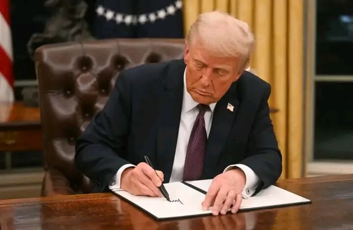 trump signing executive orders today