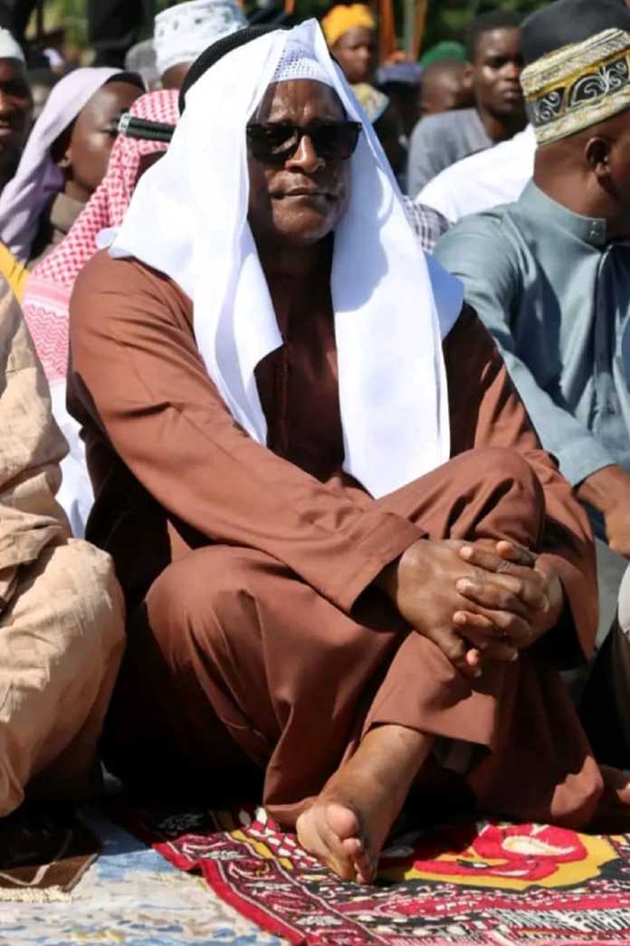Chakwera attends Eid al-Fitr Prayers at Mchoka Primary School Ground Chakwera attends Eid al-Fitr Prayers at Mchoka Primary School Ground