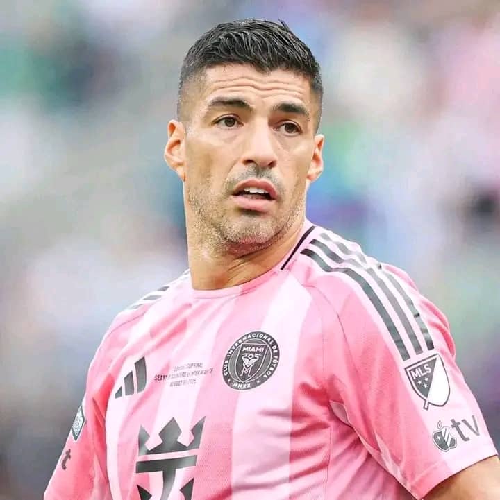 Luis Suárez slapped with six-match ban